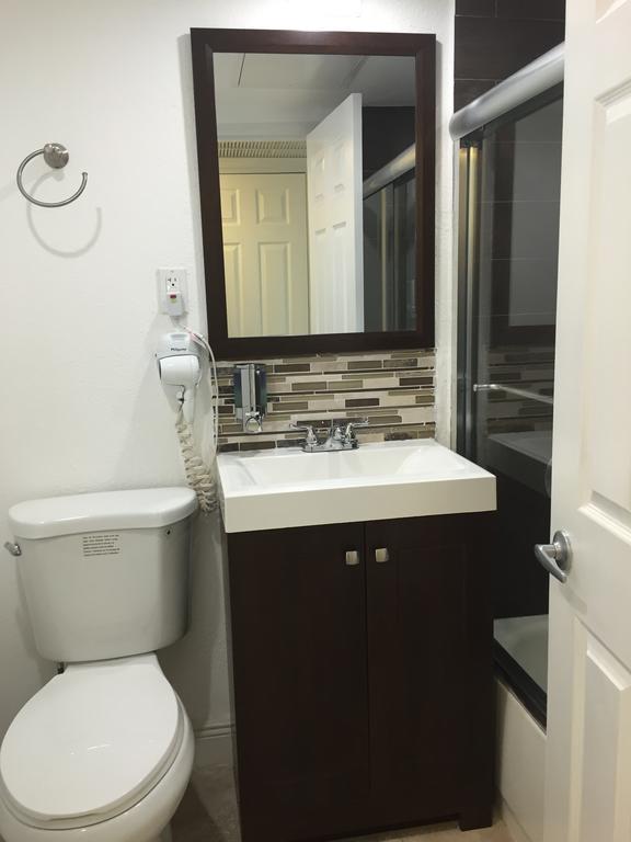 Ocean Front Resort Studio マイアミビーチ 部屋 写真